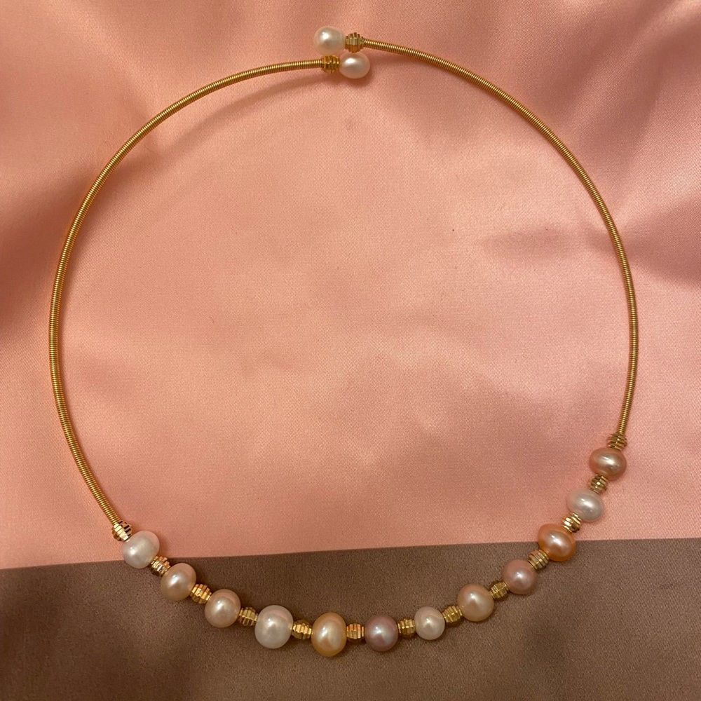 Gold and Pearl Choker Necklace